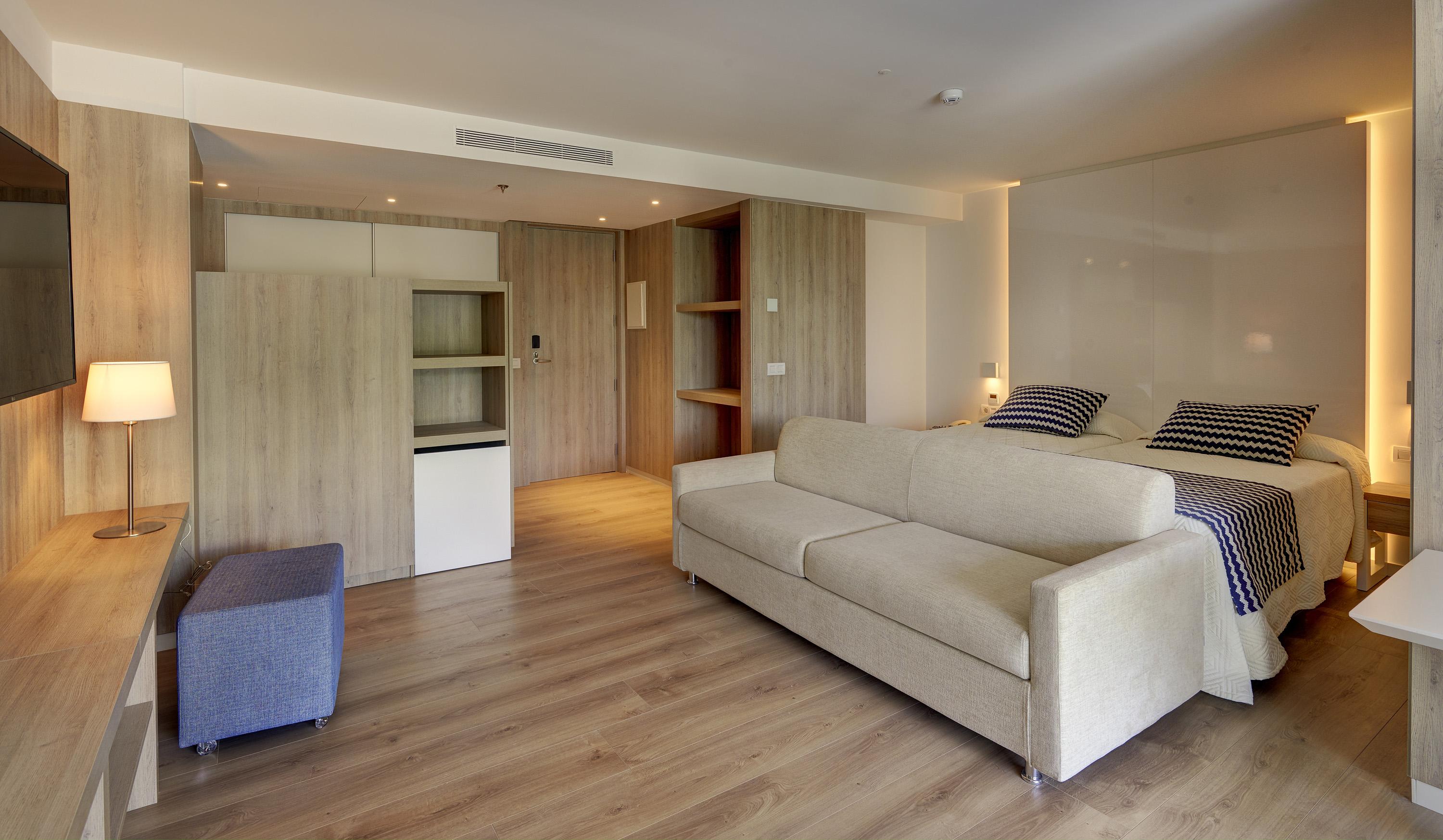Hipotels Bahia Cala Millor - Adults Only エクステリア 写真
