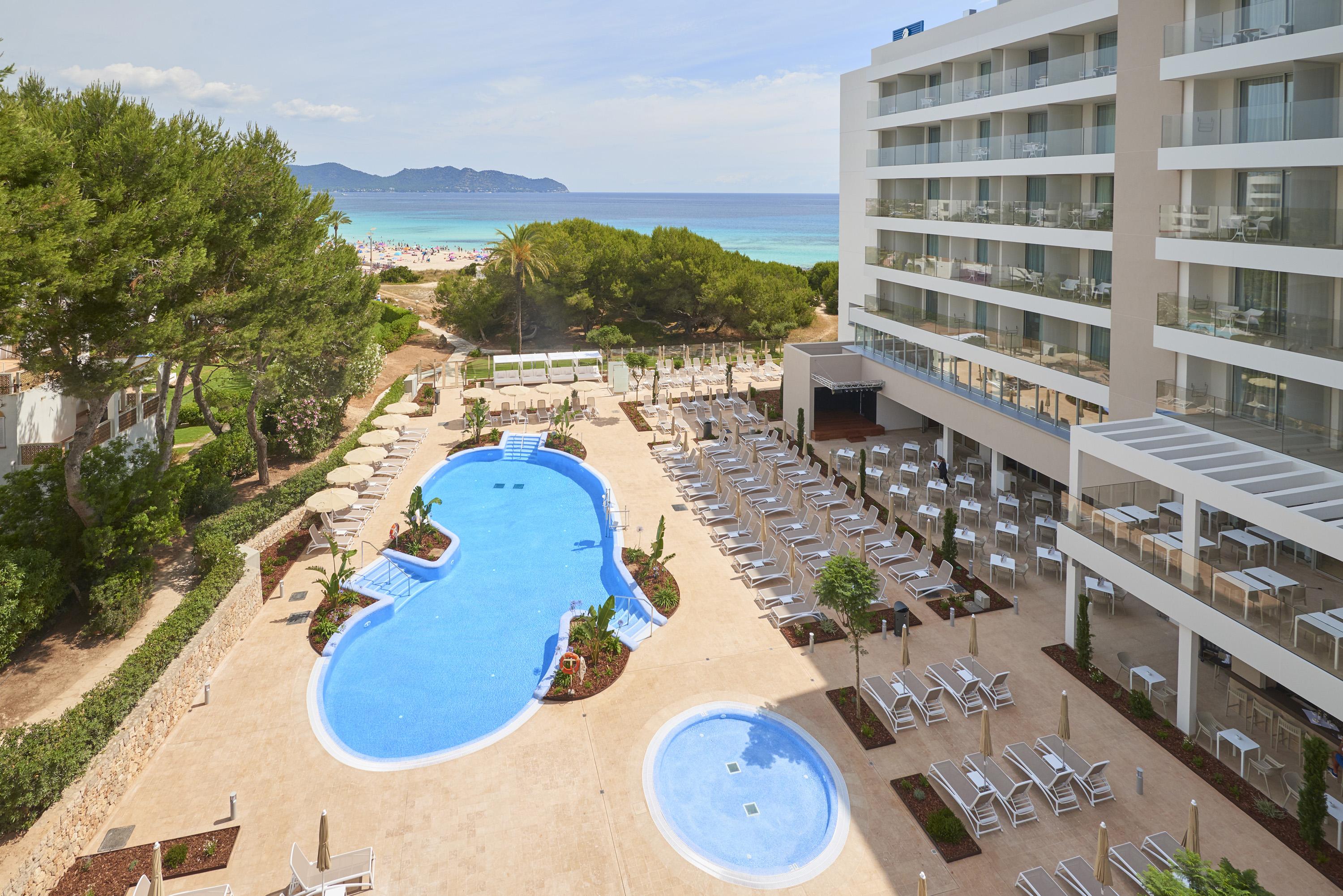 Hipotels Bahia Cala Millor - Adults Only エクステリア 写真