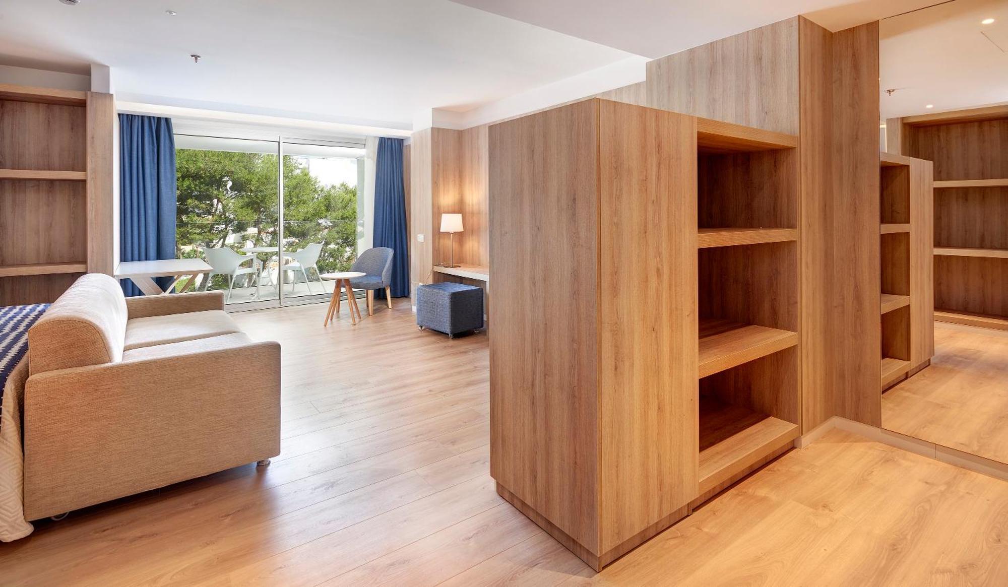 Hipotels Bahia Cala Millor - Adults Only エクステリア 写真